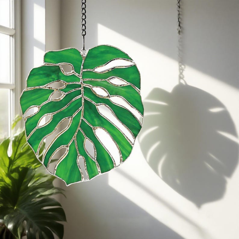 Grünes Blatt Glasmalerei Suncatcher Fensterbehang Handgefertigt Naturdeko