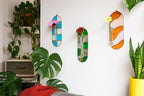 Wandvase mit Reagenzglas, Buntglas, Türkisblau und Opalweiß, Funky Collection, Vermehrungsstation