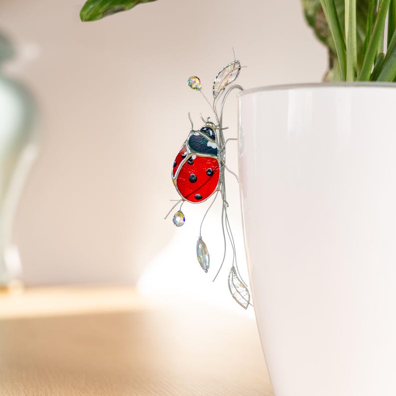 Glas Marienkäfer Pflanzenstecker mit Kristallen - Suncatcher Gartendeko