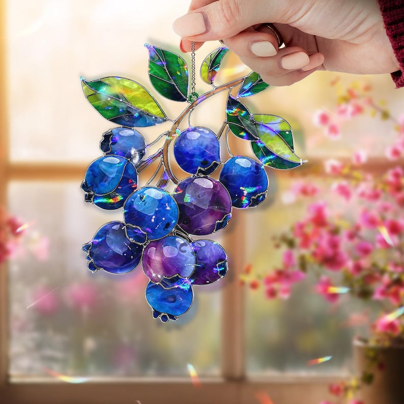 Blaubeere Acryl Suncatcher – Fensterhängedekor mit grünen Blättern, Obst-Design für Küche und Garten