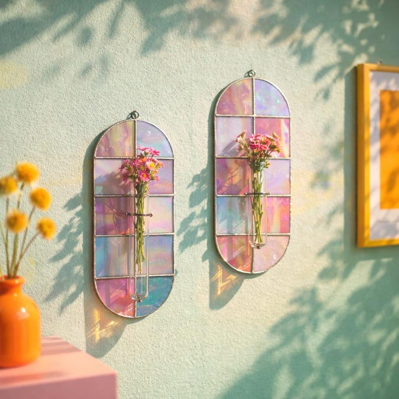 Glasmalerei-Wandvase rosa weiß Schachbrett, Boho Gartenkunst, Tiffany-Kupferfolie