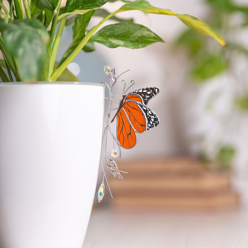 Monarch Kristall Sonnenfänger Pflanzenstecker - Buntglas Schmetterling